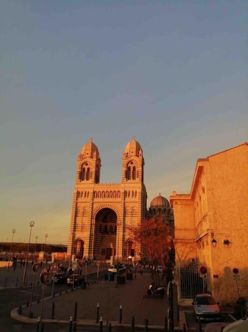 Ferienwohnung T2 De Charme Au Coeur Du Panier Marseilles Exterior foto